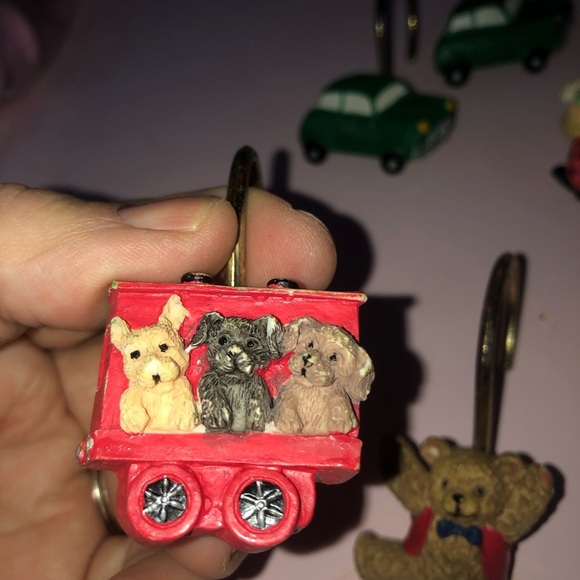 Vintage 9 Playful Bear and Car Shower Hooks , one clown, puppies, preloved - Picture 4 of 11